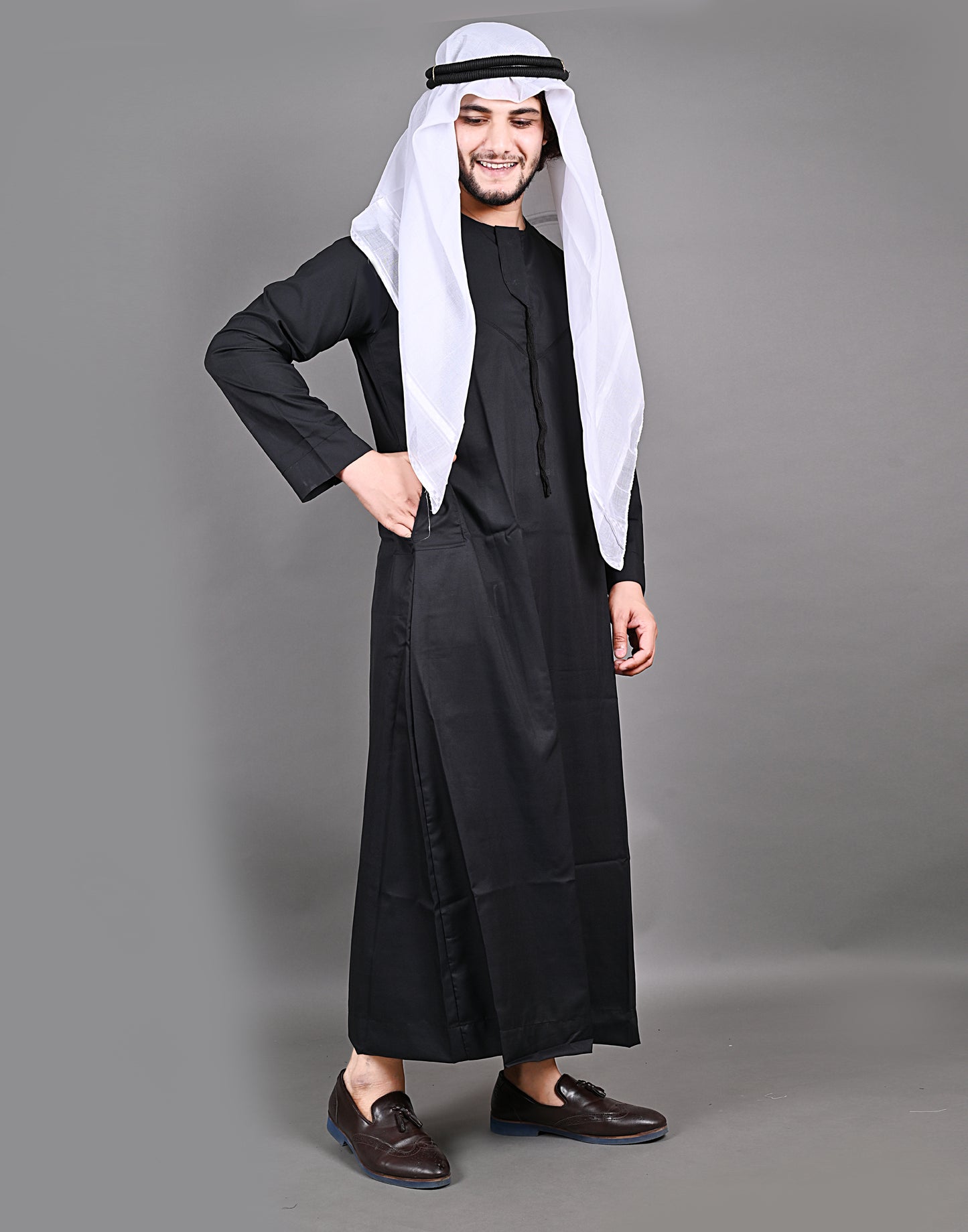 Nadwi Garments Special Omani Jubba / Thobe Black with Eqal and White Rumal